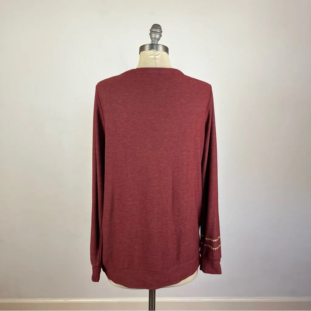 Chaser Heart Gold/Maroon Sweater - Image 6
