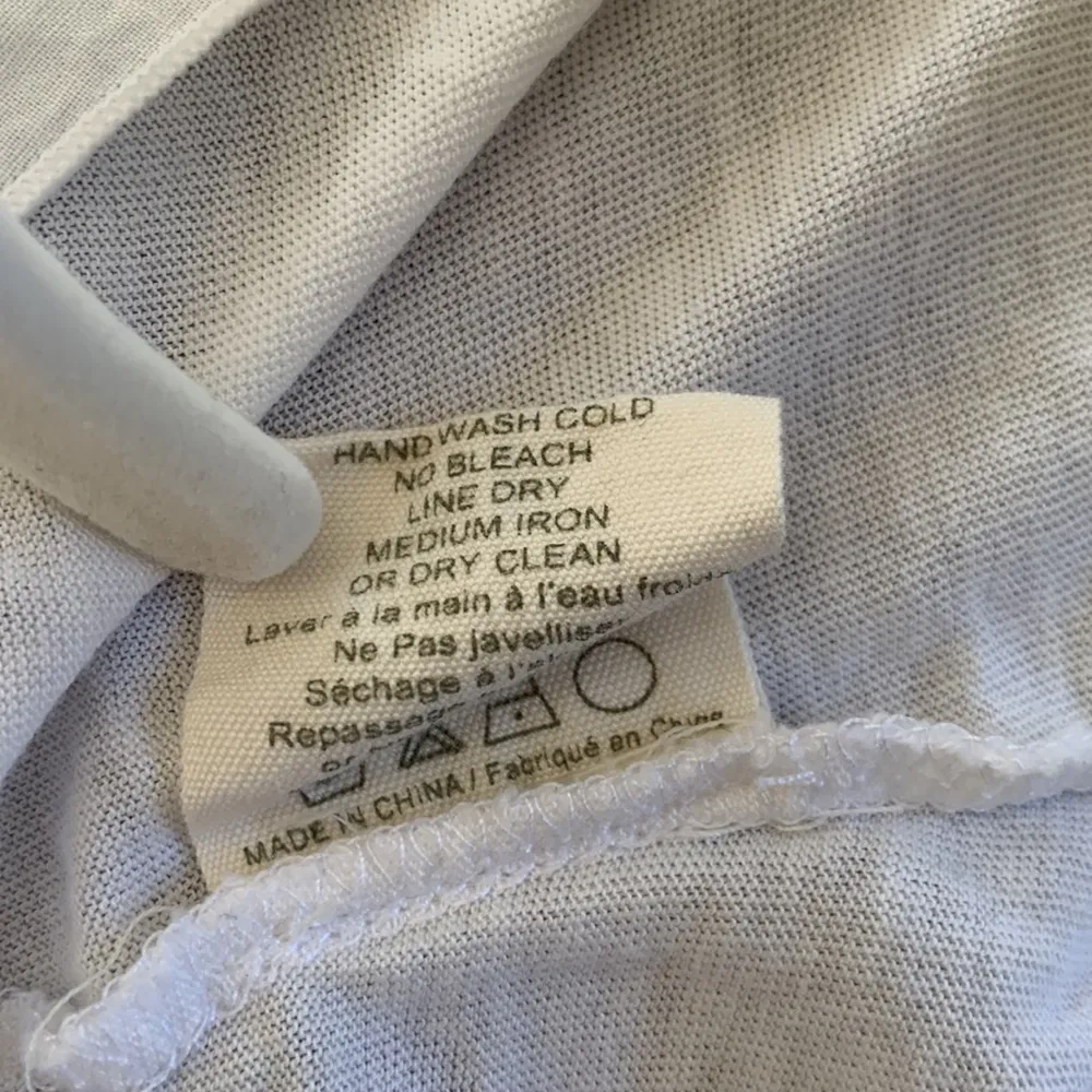 TINY white embroidered tank top - Image 8