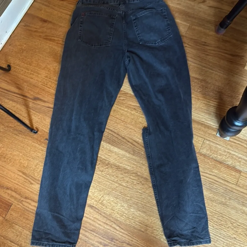 BDG urban outfitters women’s black Mom high-rise jeans - Image 3