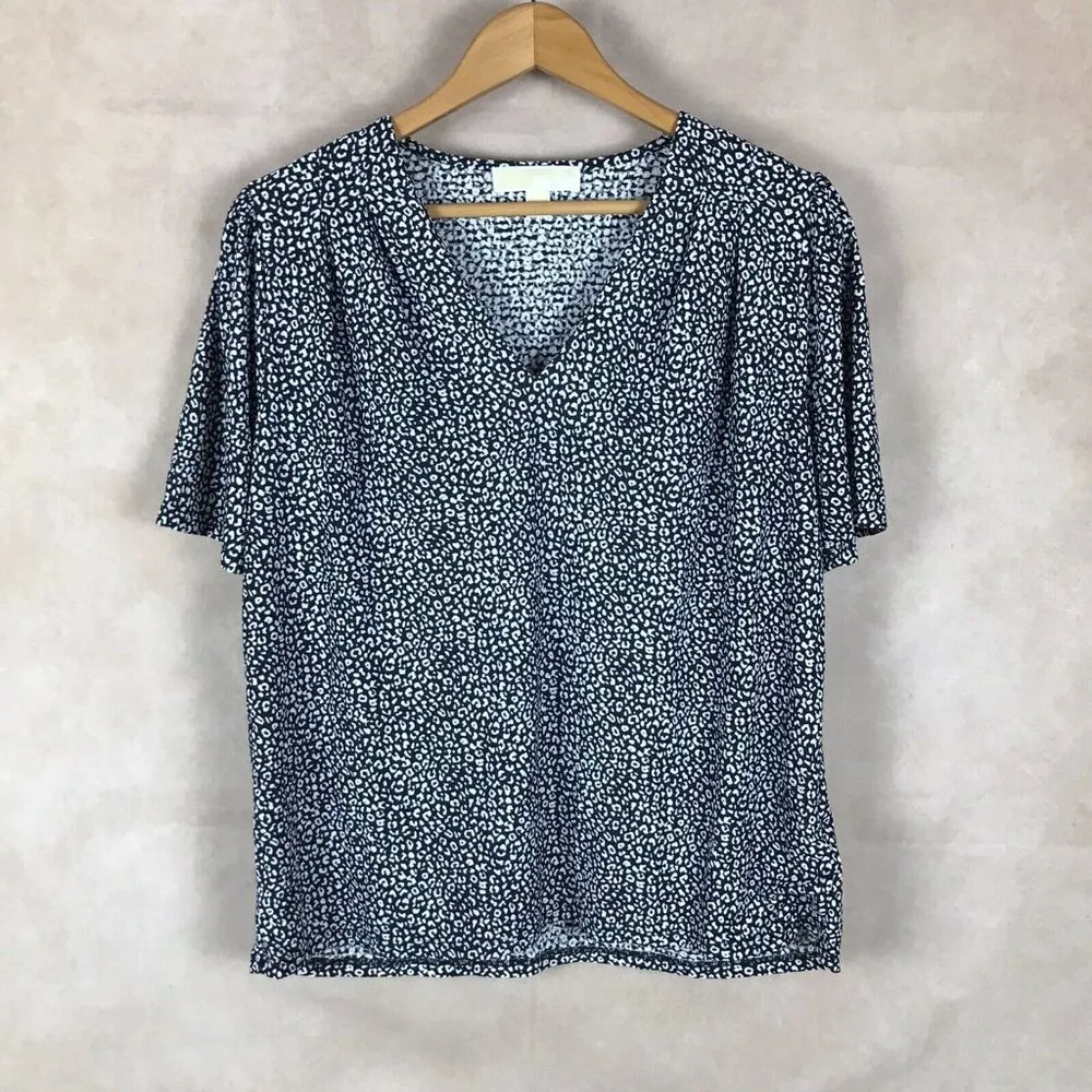 MICHAEL KORS Printed V-neck Top NEW Petite Large - Image 3