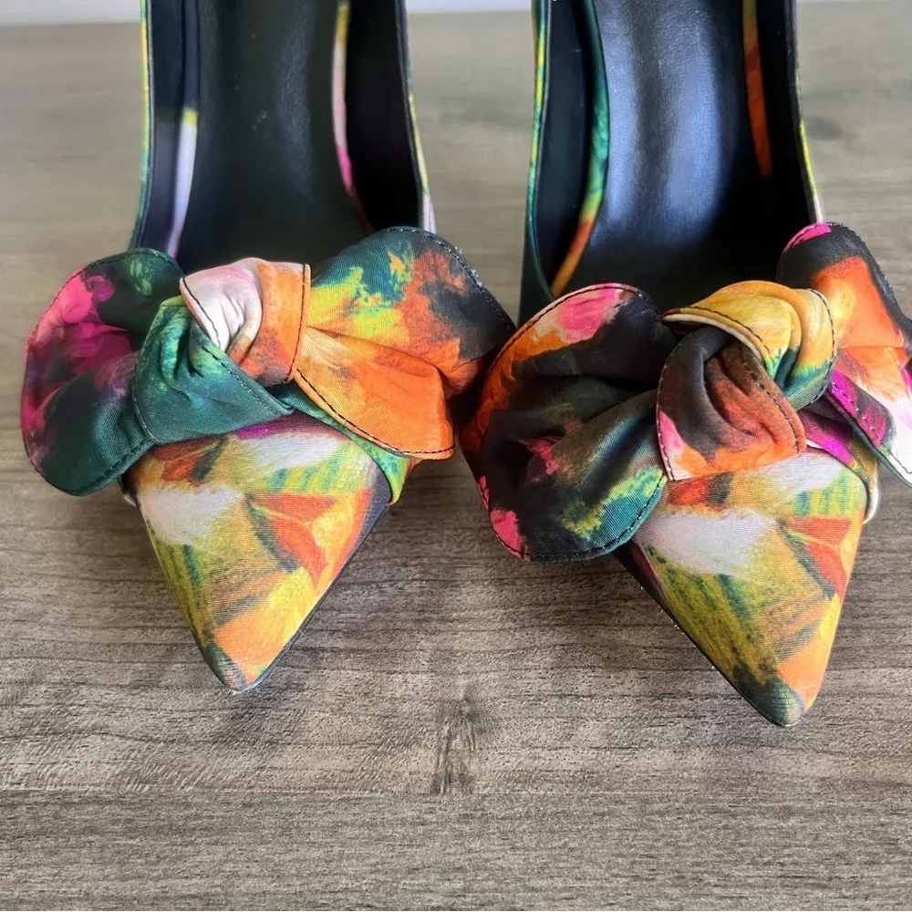 Ted Baker Ryoh Art Print Bow Court Women's Shoe Size 7.5 #920 - Image 5