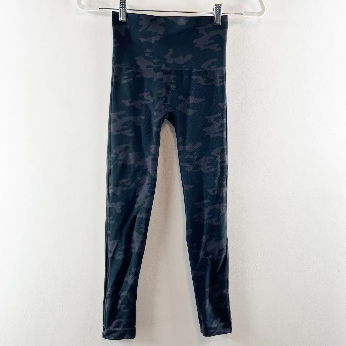 Spanx High Rise Wide Waistband Seamless Camo Ankle Leggings Black/Brown Small - Image 4