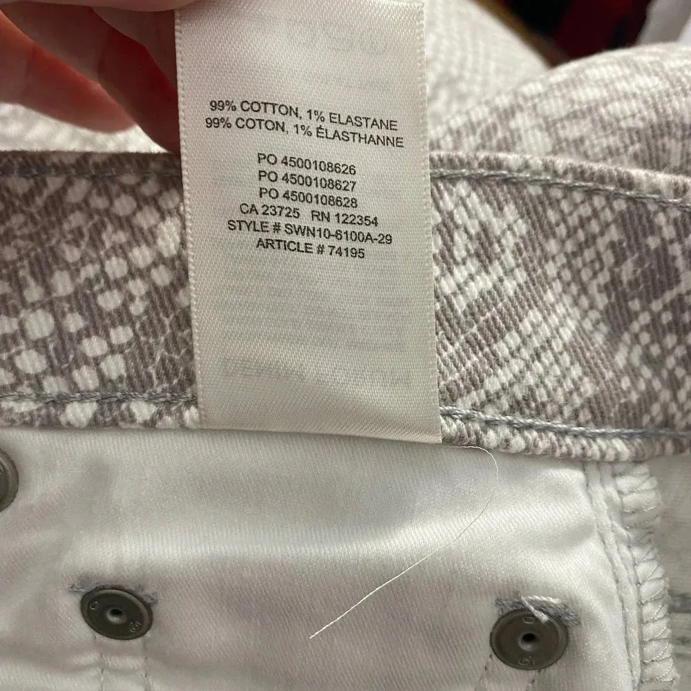 Aritzia Denim Forum Lola Jeans High-Rise‎ Skinny Crop Snake Print White Size 26 - Image 13