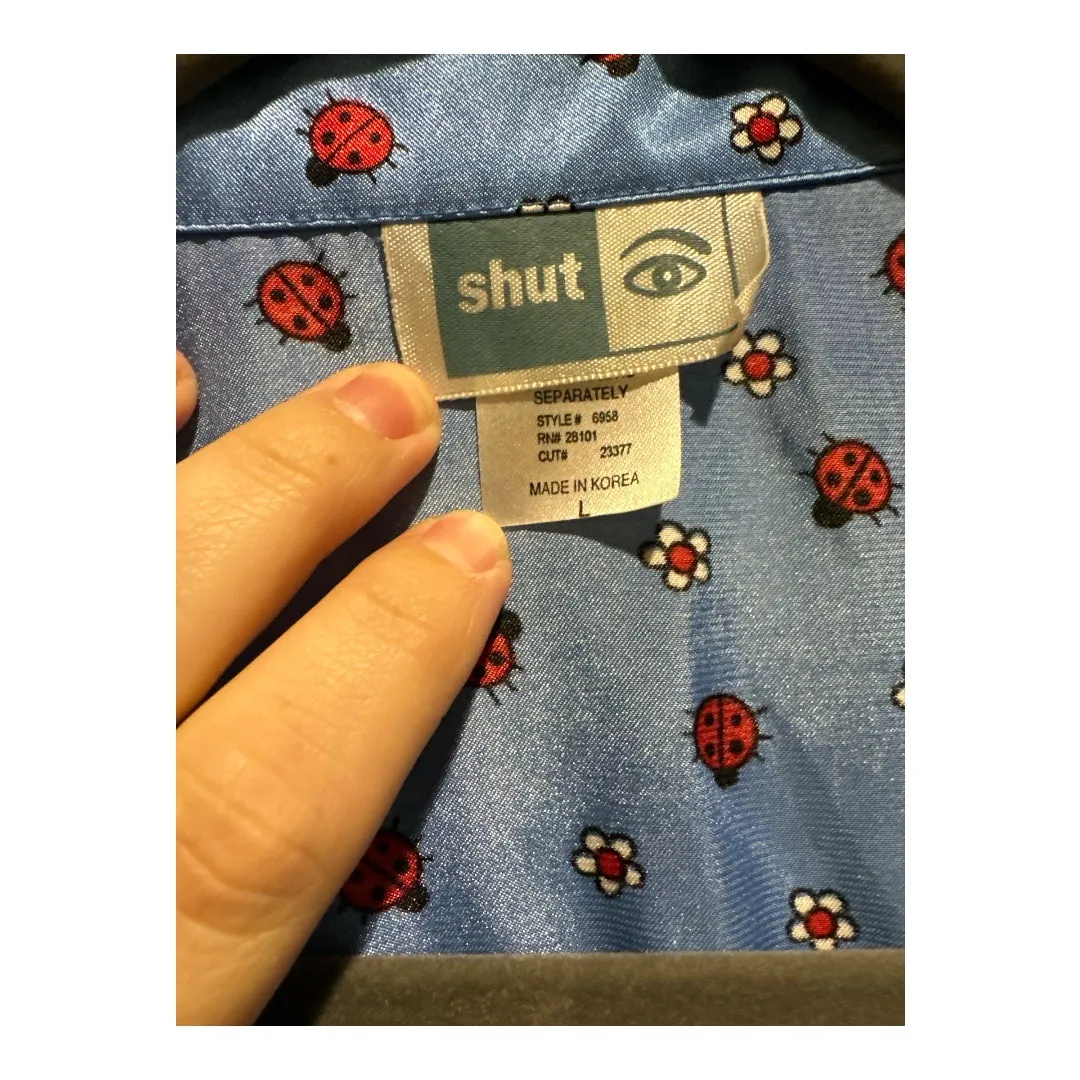 Shut Eye Top Womens Size Large‎ Blue ButtonUp LongSleeve Floral Pattern - Image 4