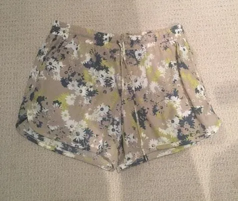Flowy Shorts - Image 2