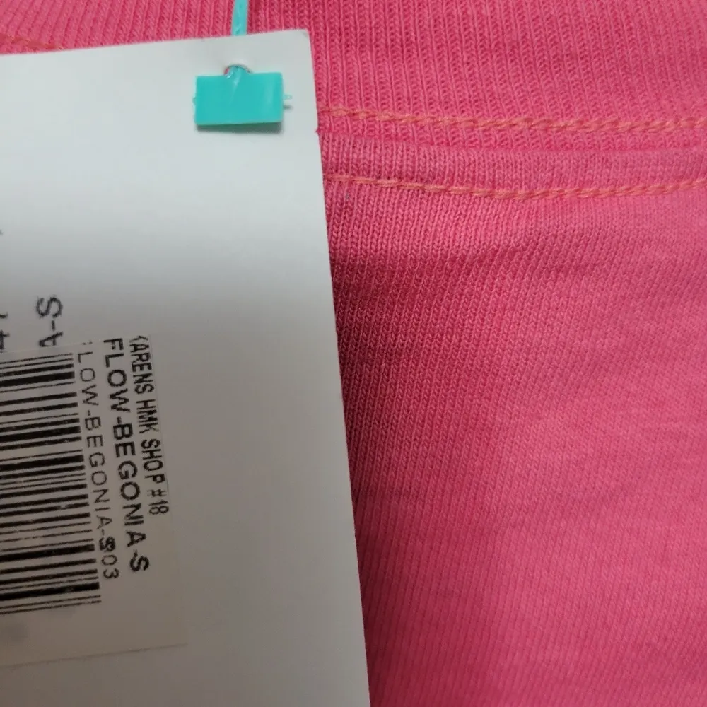 Simply Southern begonia "Trust the Flow" graphic tee size small - Image 6