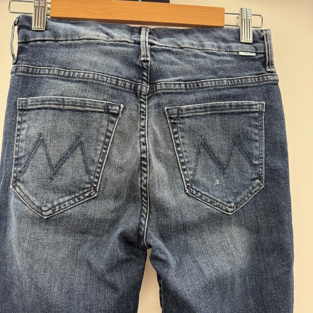 Mother Denim High Waisted Looker‎ Jeans in Here Kitty, Kitty Glitter Racer Sz 25 Blue - Image 7