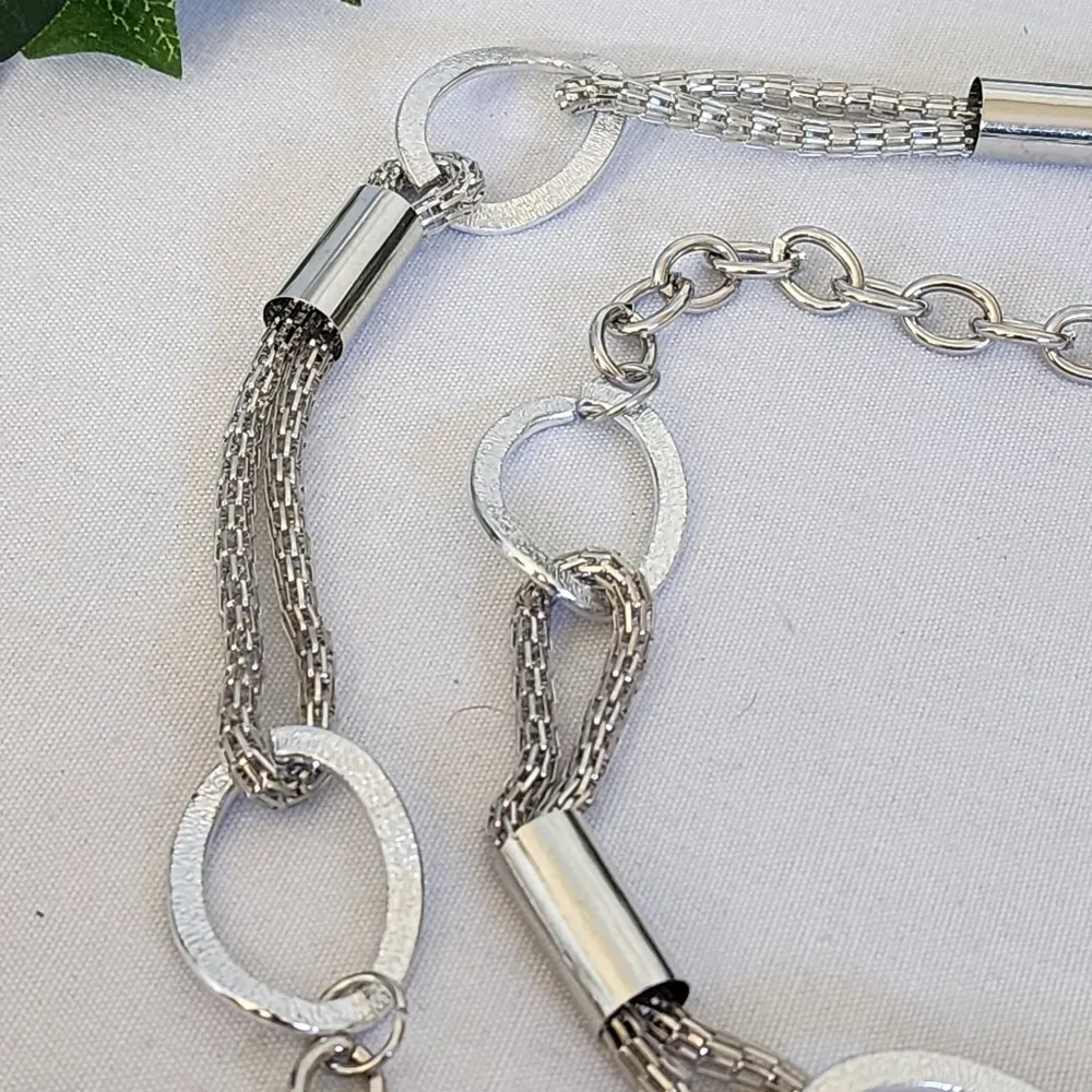 Silver Mesh Loop Chain Adjustable Belt - Image 3