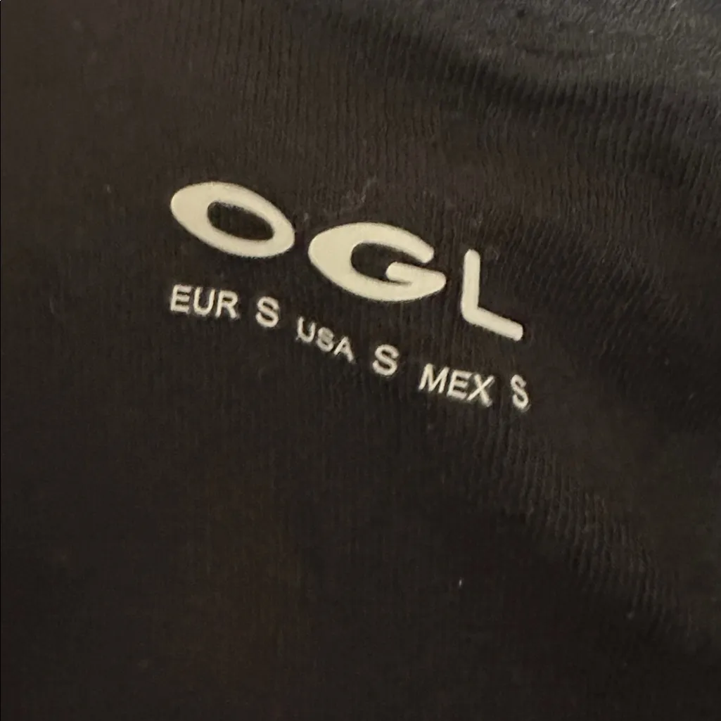 NWT OGL Ruched V - Image 3