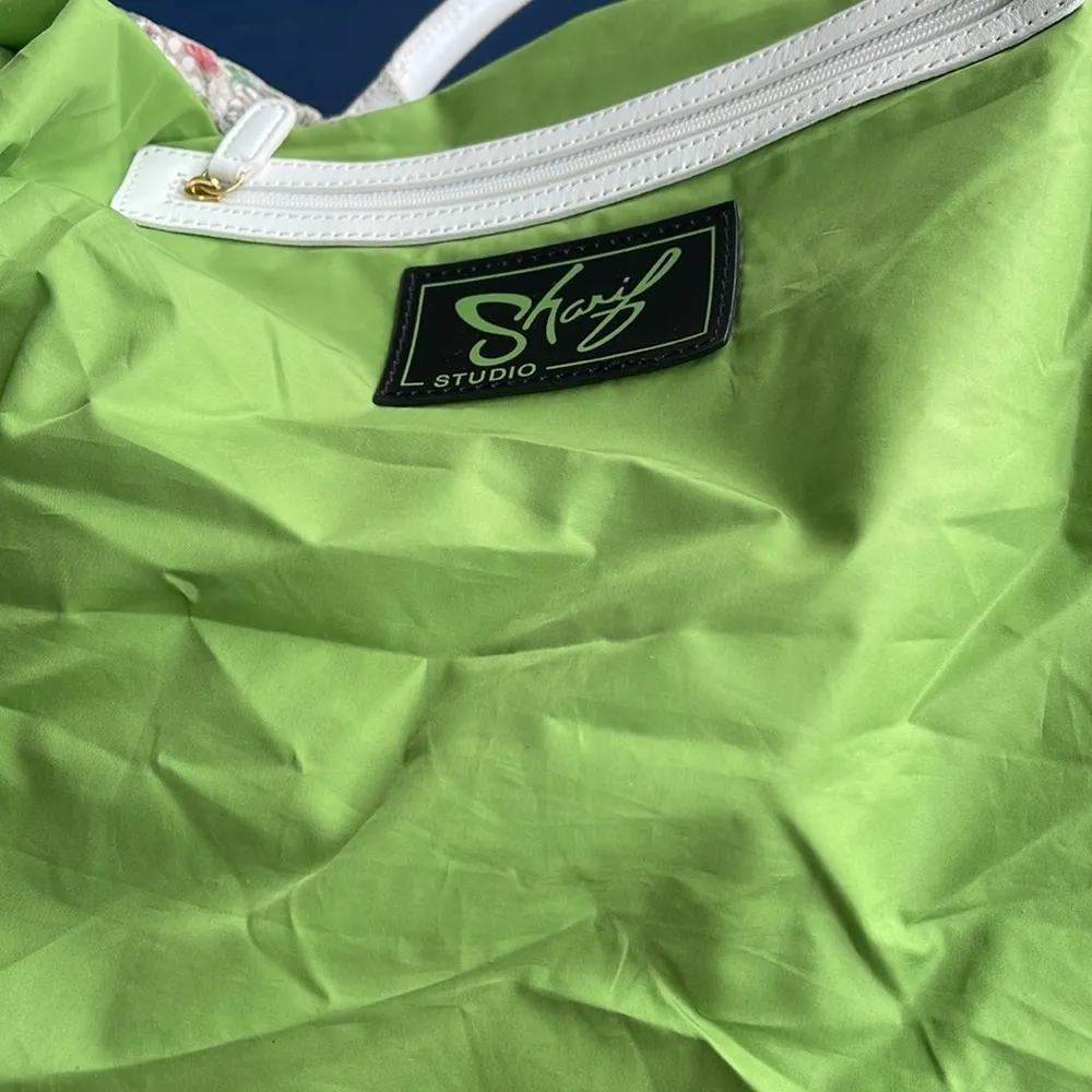 Vintage Hand Painted Floral Leather Sharif Huge Bag w Matching ID Case - Image 7