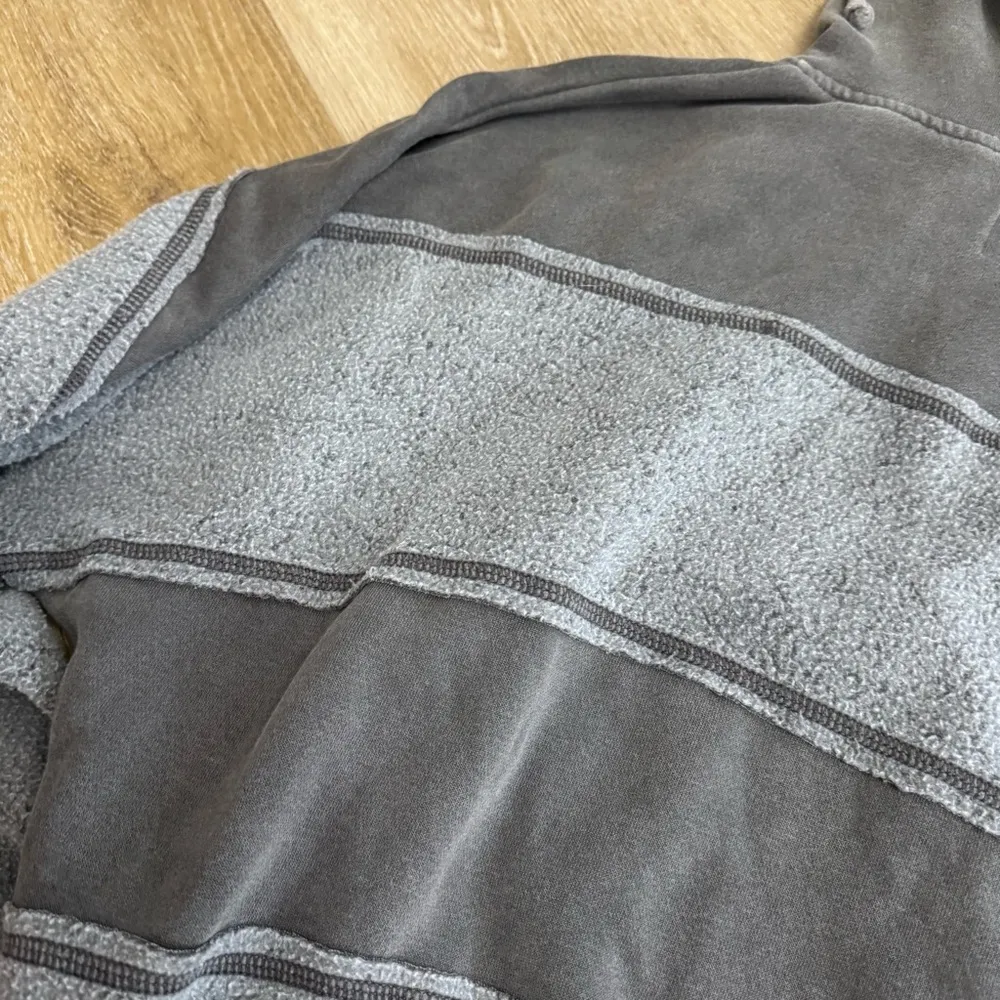 BDG Leanne Cropped Pullover Hoodie Sweatshirt - Image 10