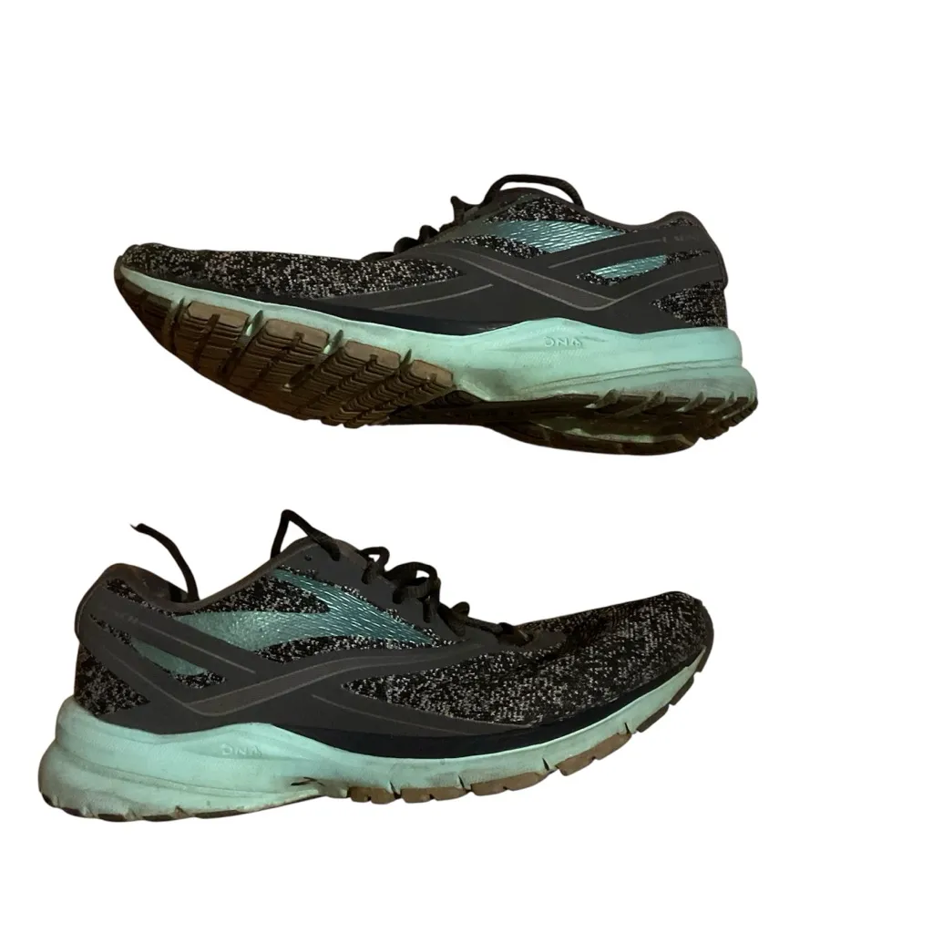 Brooks launch 4 sneakers‎ - Image 2