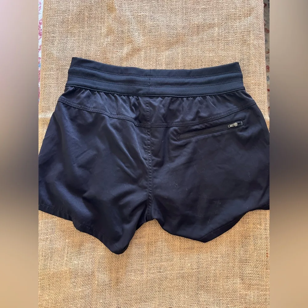 The North Face Black Athletic Shorts Lightweight Performance - Image 6