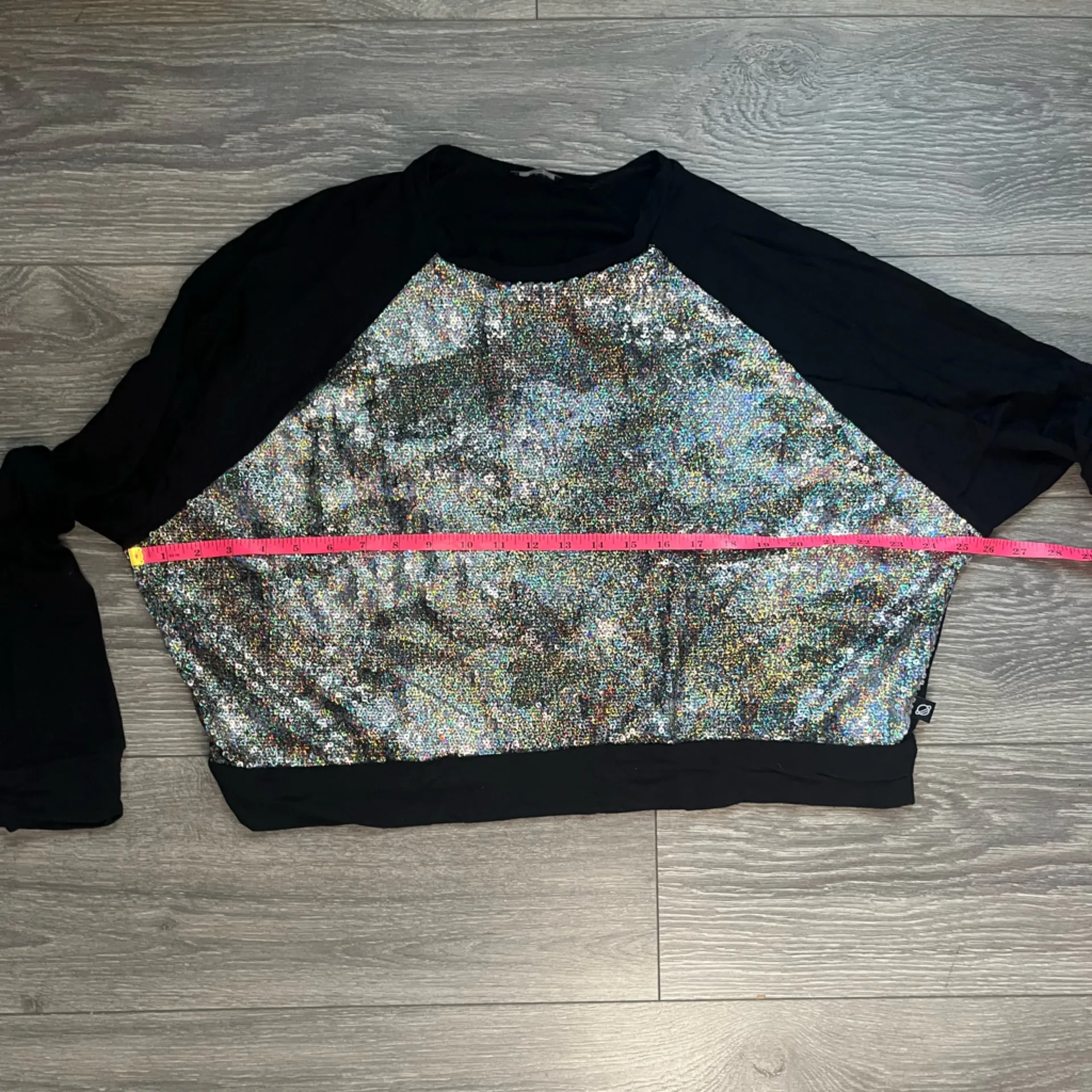 Terez Black Silver Sequin Long Sleeve Raglan Baseball Tee Sweater Fall Size M - Image 8
