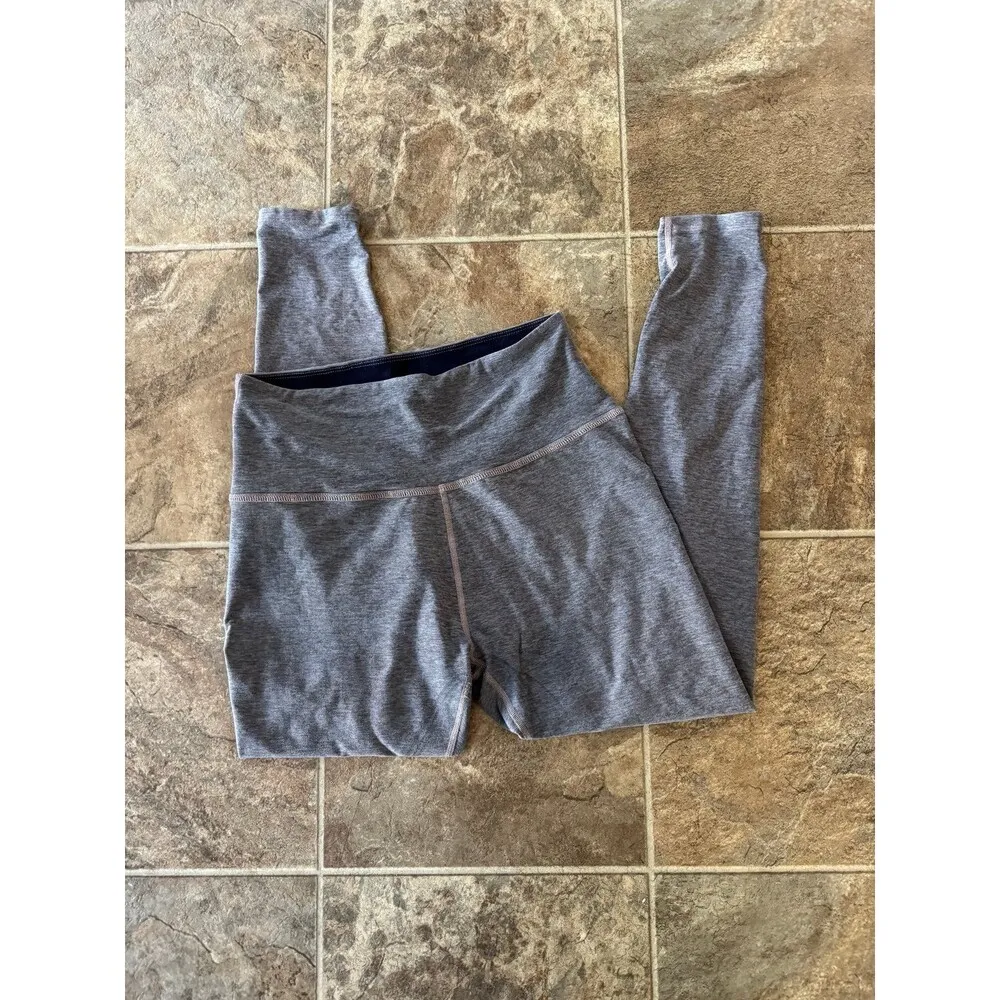 Grey Beyond Yoga Leggings Size Large - Image 2