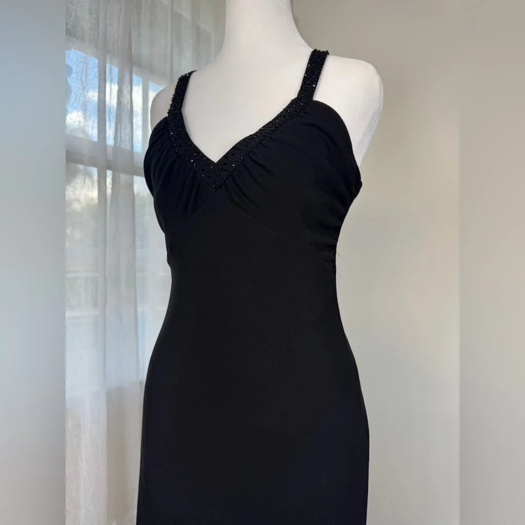 Vintage ‘00s Laundry by Shelli Segal Black Beaded Sleeveless Floor Length Gown - Image 2