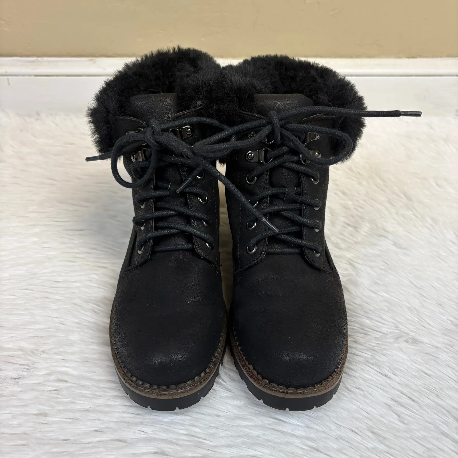 Esprit Faux Leather Fur Lined Lace Up Chelsea Boots Black Size 7.5 - Image 3