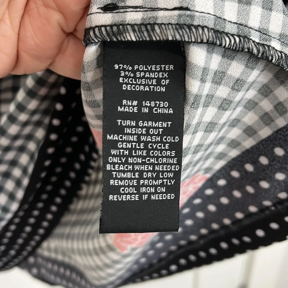 New ECI Size 10 Black and White Checkered Floral Dress - Image 8