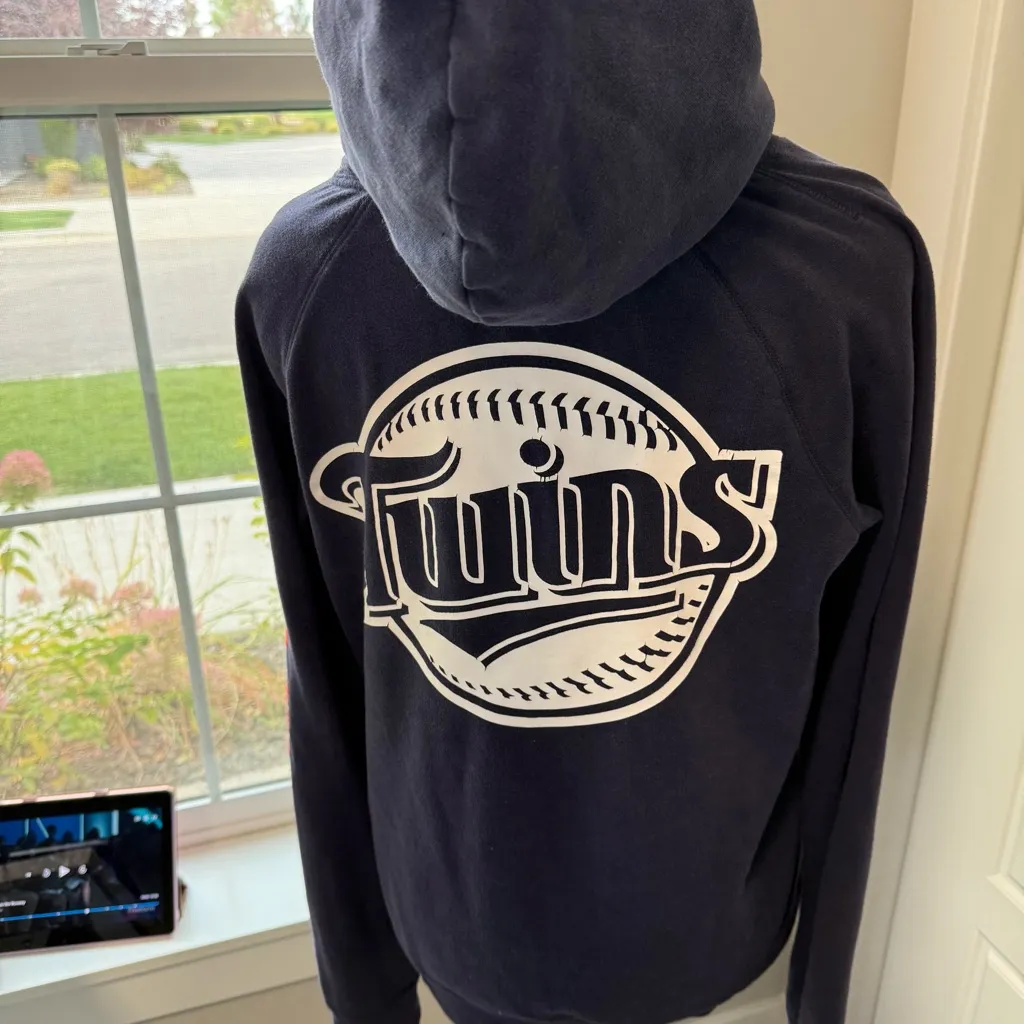 Victoria’s Secret PINK Navy Blue Minnesota Twins MLB Pullover Sweatshirt - Image 3