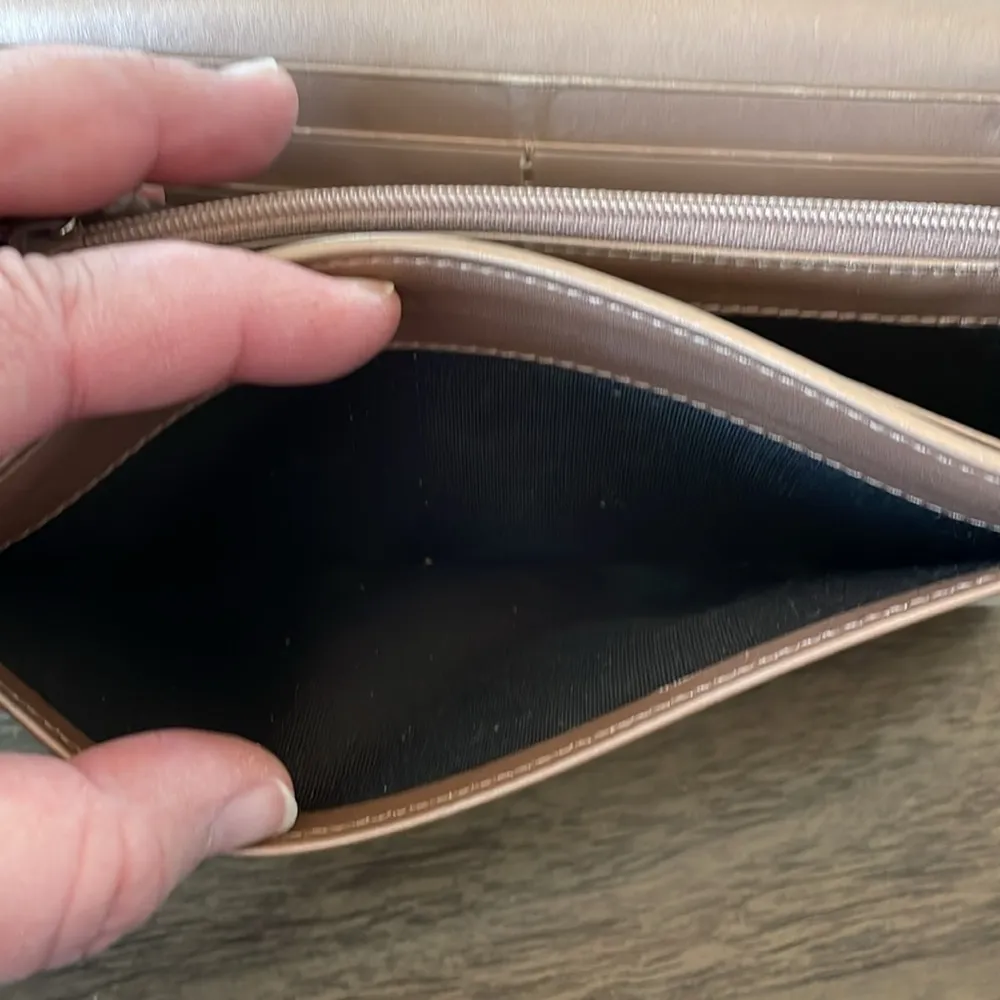 Gucci Canvas GG Continental Wallet - Image 13