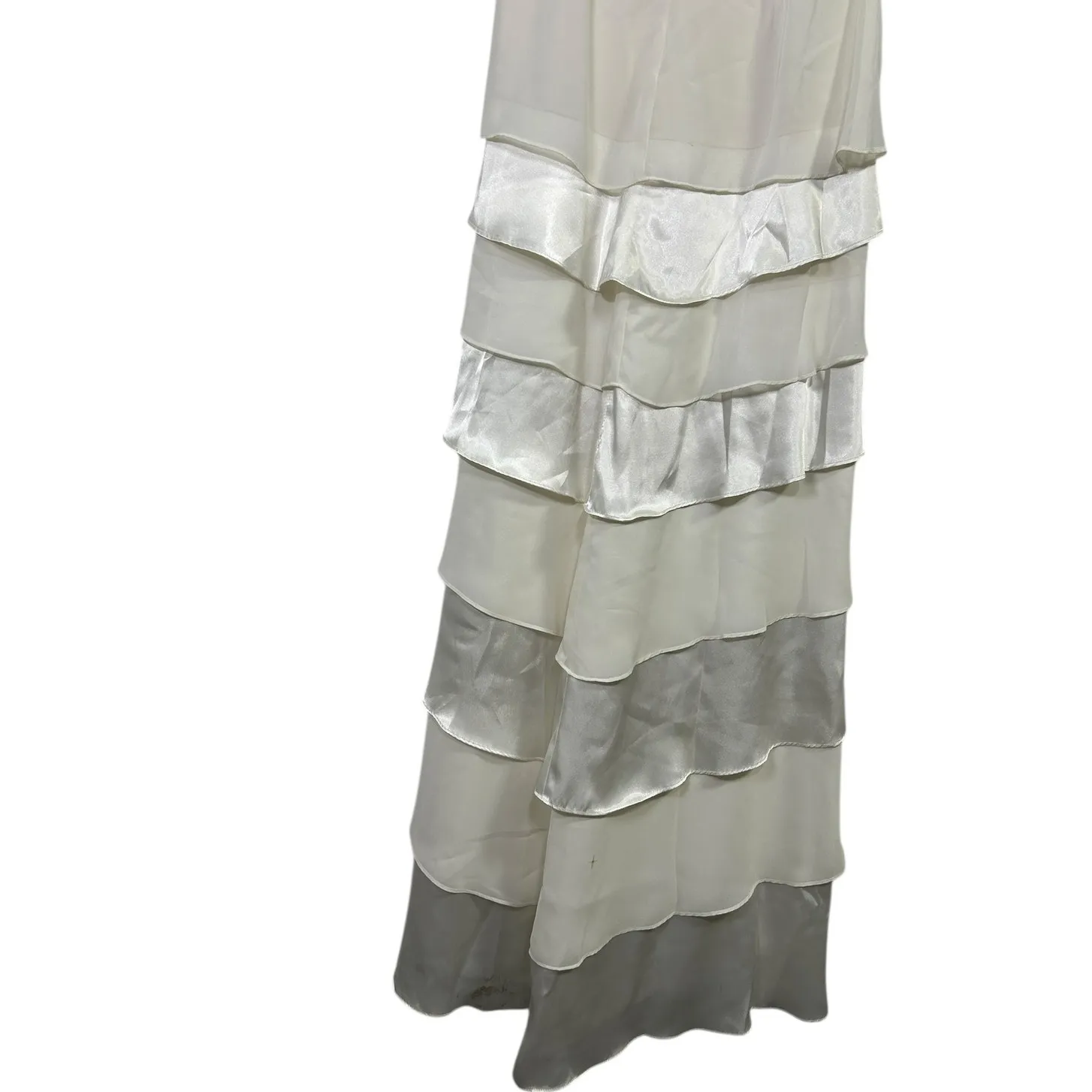 David’s Bridal Ivory Ruffle Gown Size 8 Chiffon Formal Wedding Guest‎ Dress - Image 3