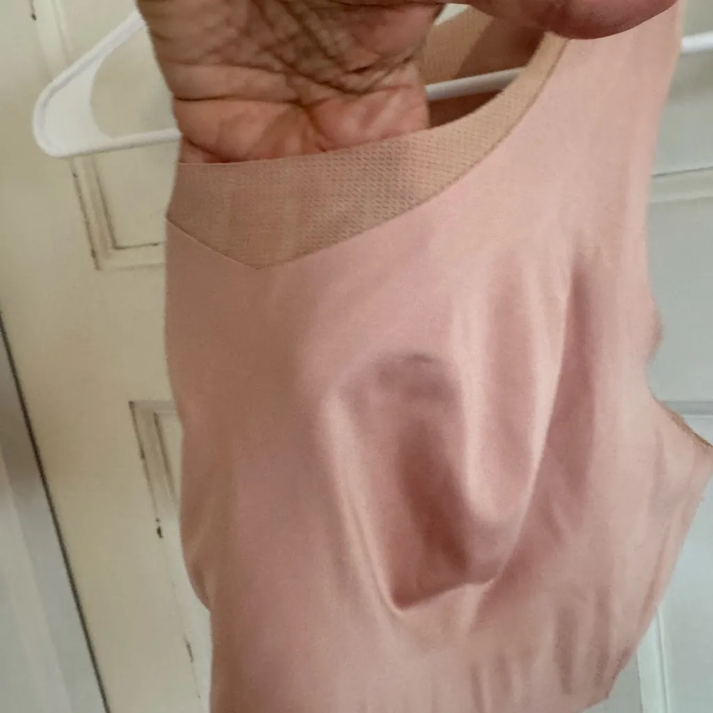 Soma Bliss Performance Racerback Bra size medium Pink - Image 3