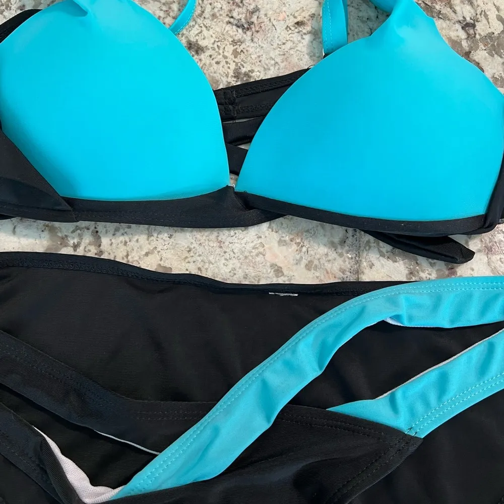 Women’s Black & Blue Medium Bathing Suit Swim Suit Bikini - Image 2