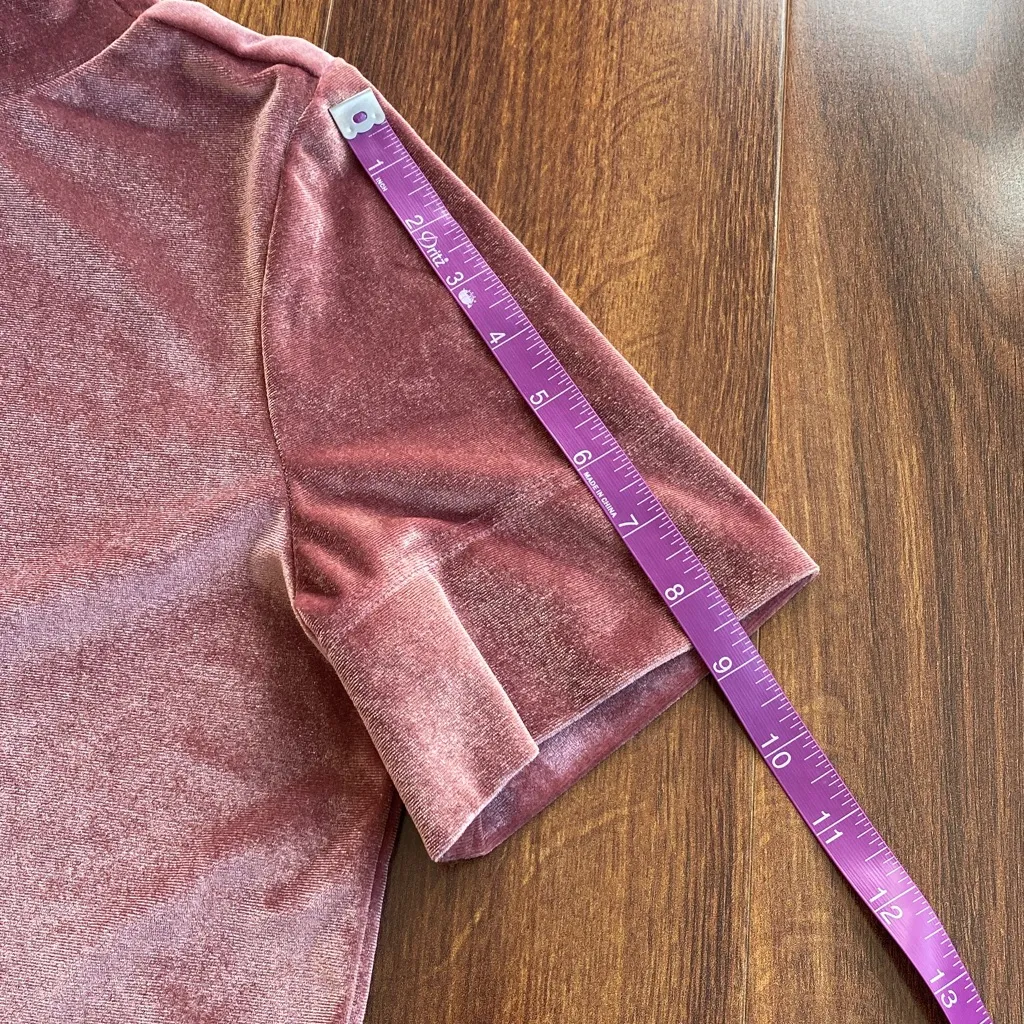 Anthropologie Velvet Mock Neck Krisha Short Sleeve Top Dusty Rose Small - Image 7