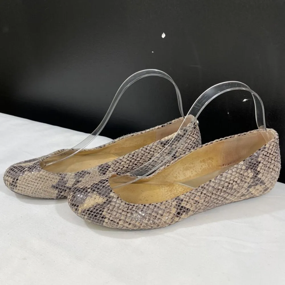 Michael Michael Kors Women's Beige Snake Print Shoes/Flats Sz 7.5M SKU 5509 - Image 5