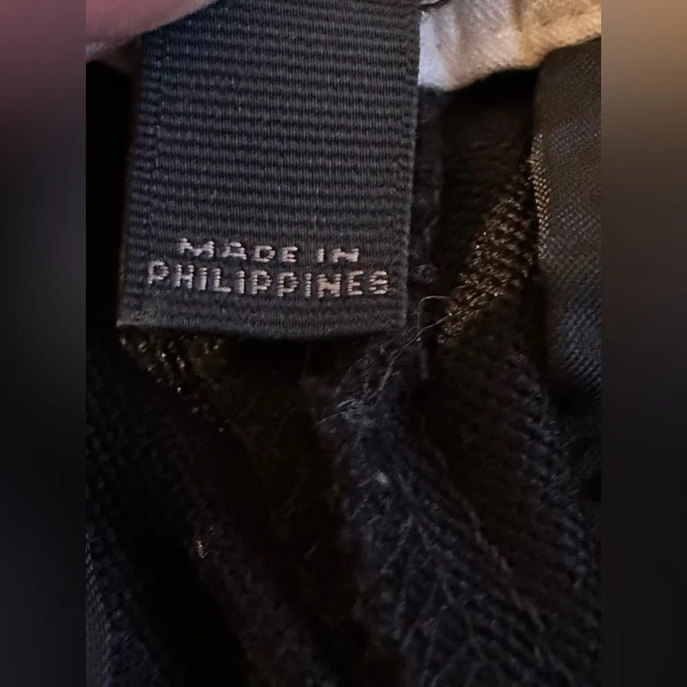 J. Crew Ryder Black Skinny Fit Pants Sz 4P. Closures 1 Button Zipper & 2 Hooks - Image 5