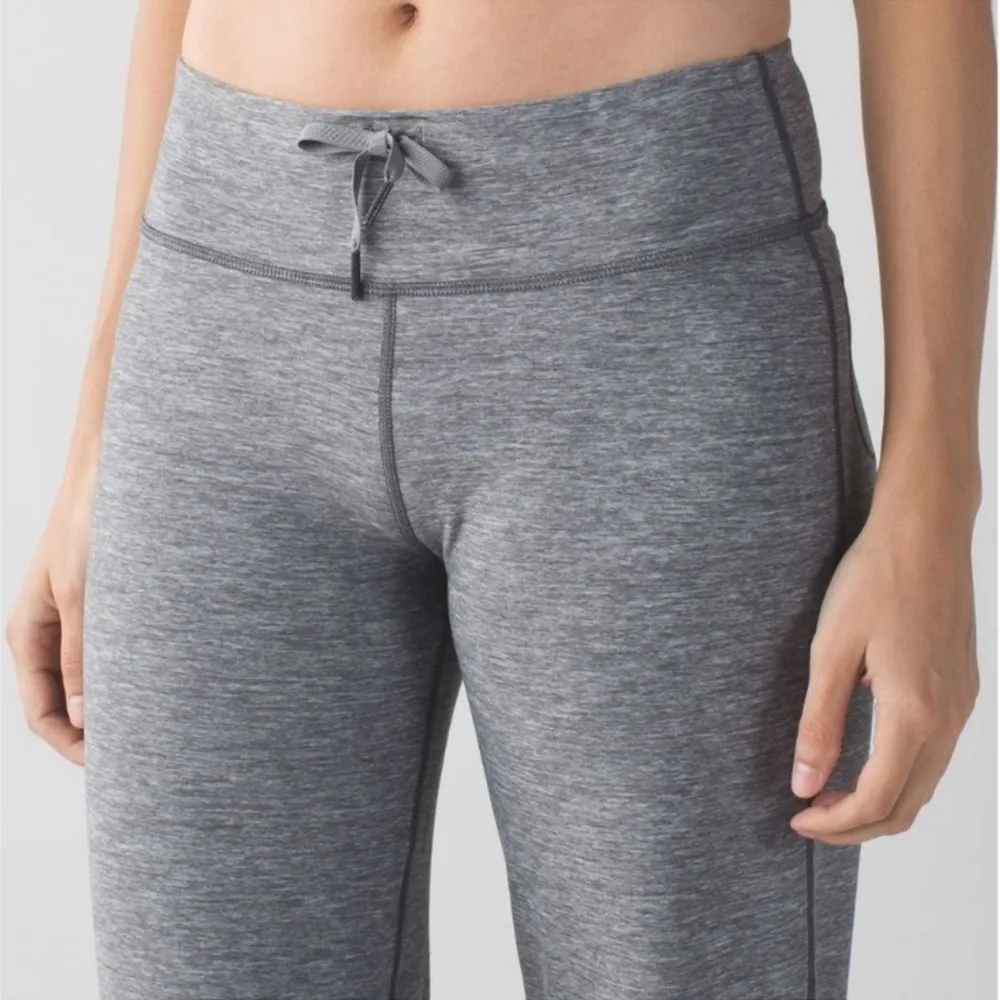 Lululemon Relaxed Fit Pant Heathered Slate Small - Image 3