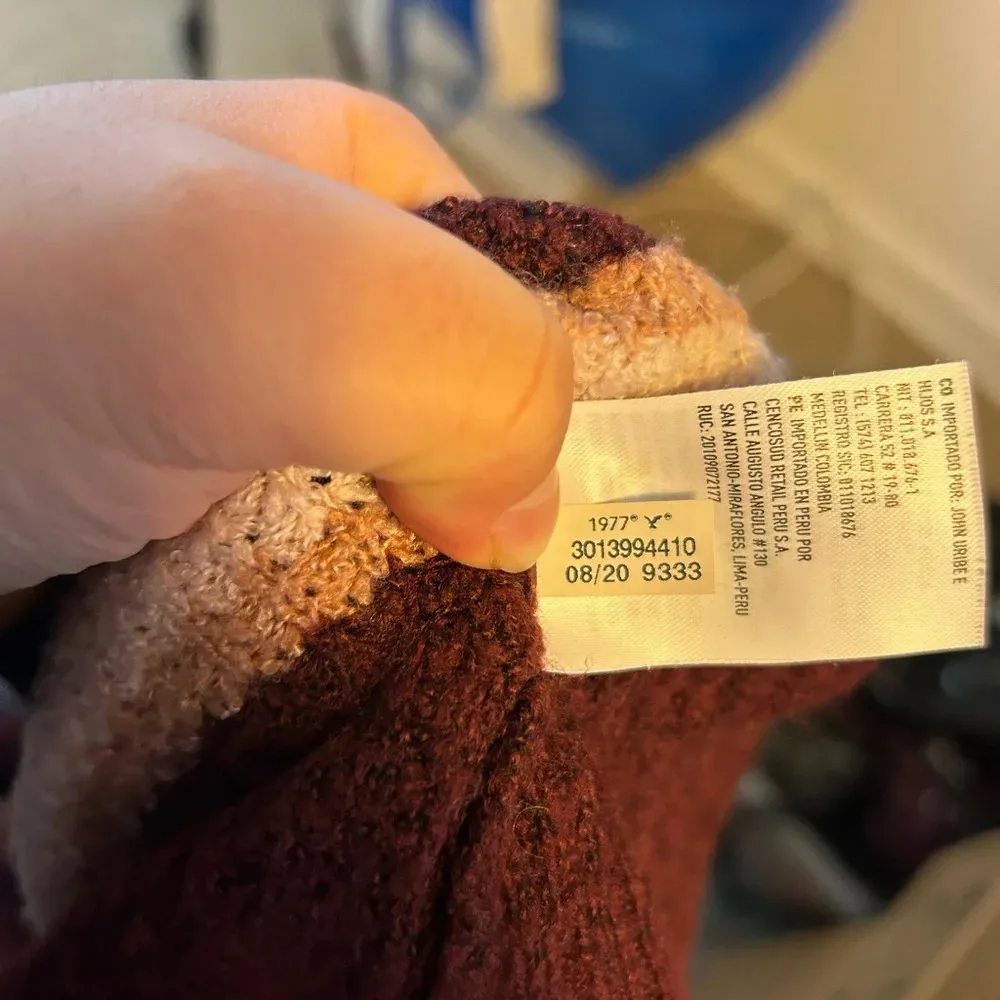 AMERICAN EAGLE STRIPED V-NECK SWEATER - Image 5