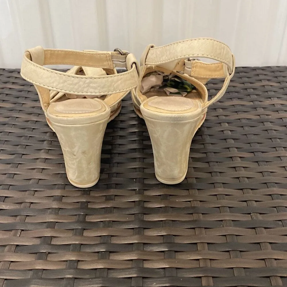 Frye wedge sandals, women’s size 10 - Image 4
