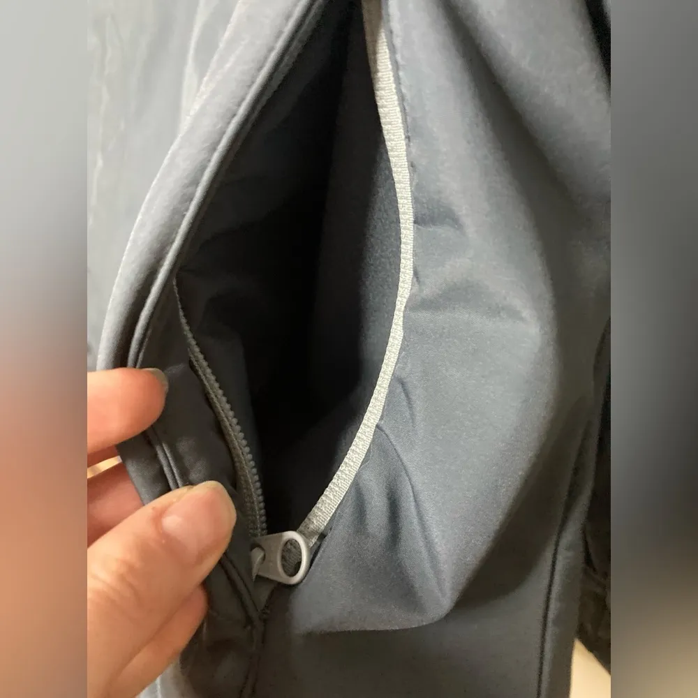 Alo Yoga Alo Gray Fleece Lined Softshell Jacket Size Medium - Image 6