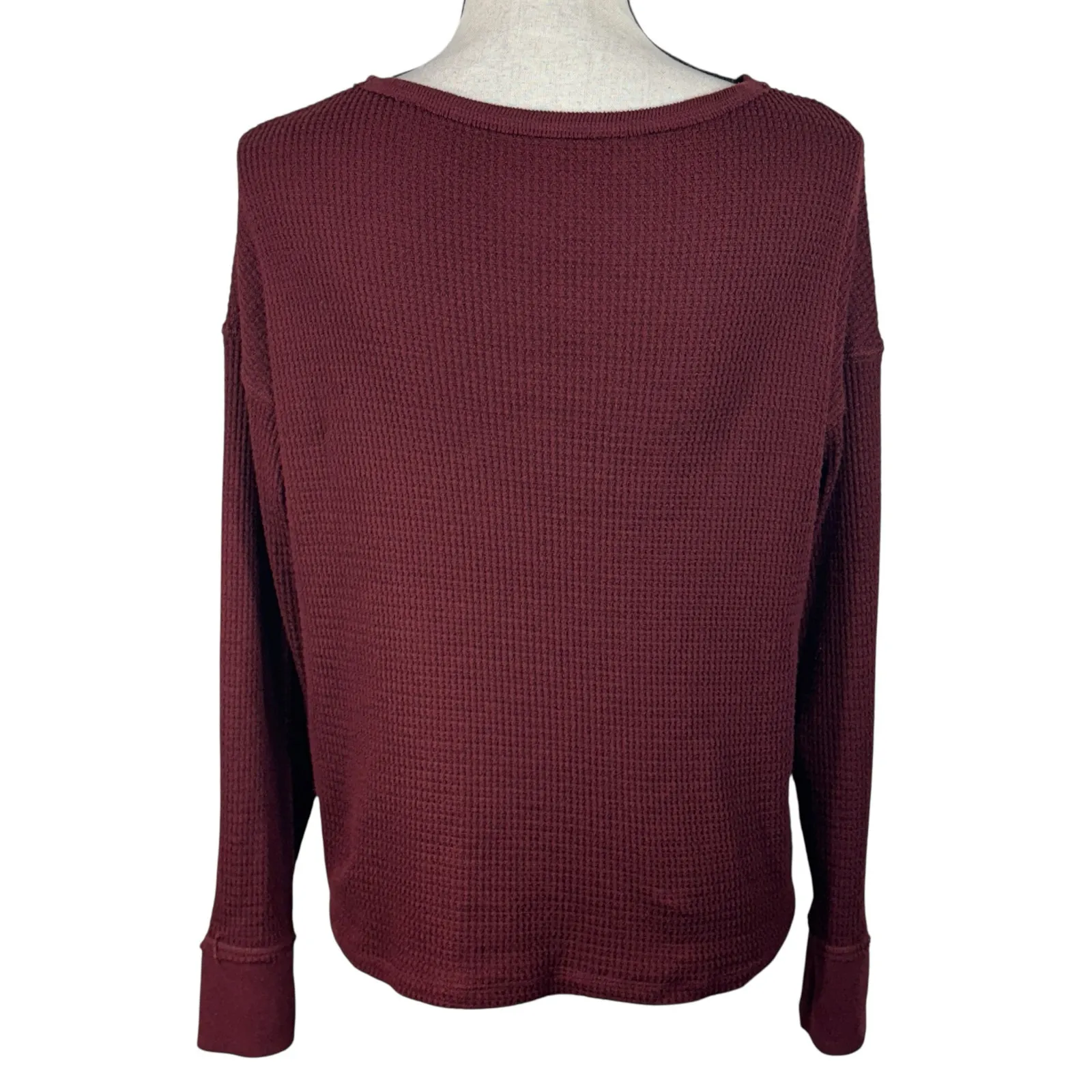 American Eagle Small Thermal Top Waffle Knit Long Sleeve Stretch V-Neck Burgundy - Image 5