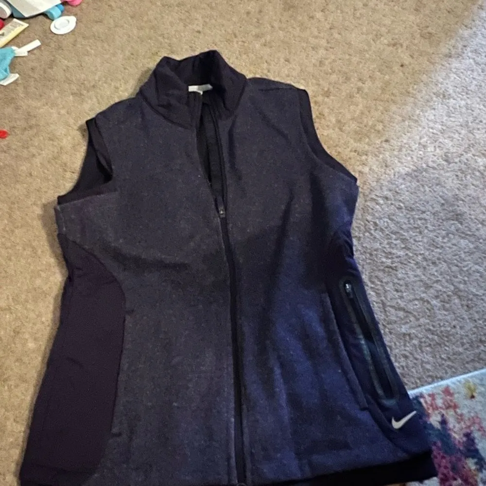 Nike golf purple vest medium - Image 2