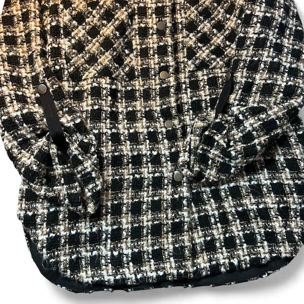 Mystree Plaid Shacket – Black, Cream & Tan 🖤🤍🤎 - Image 4