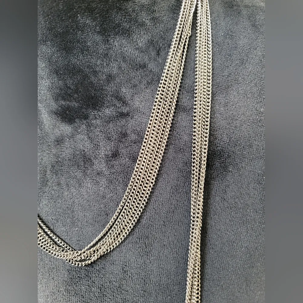 Gray Multilayer Fashion Necklace - Image 2
