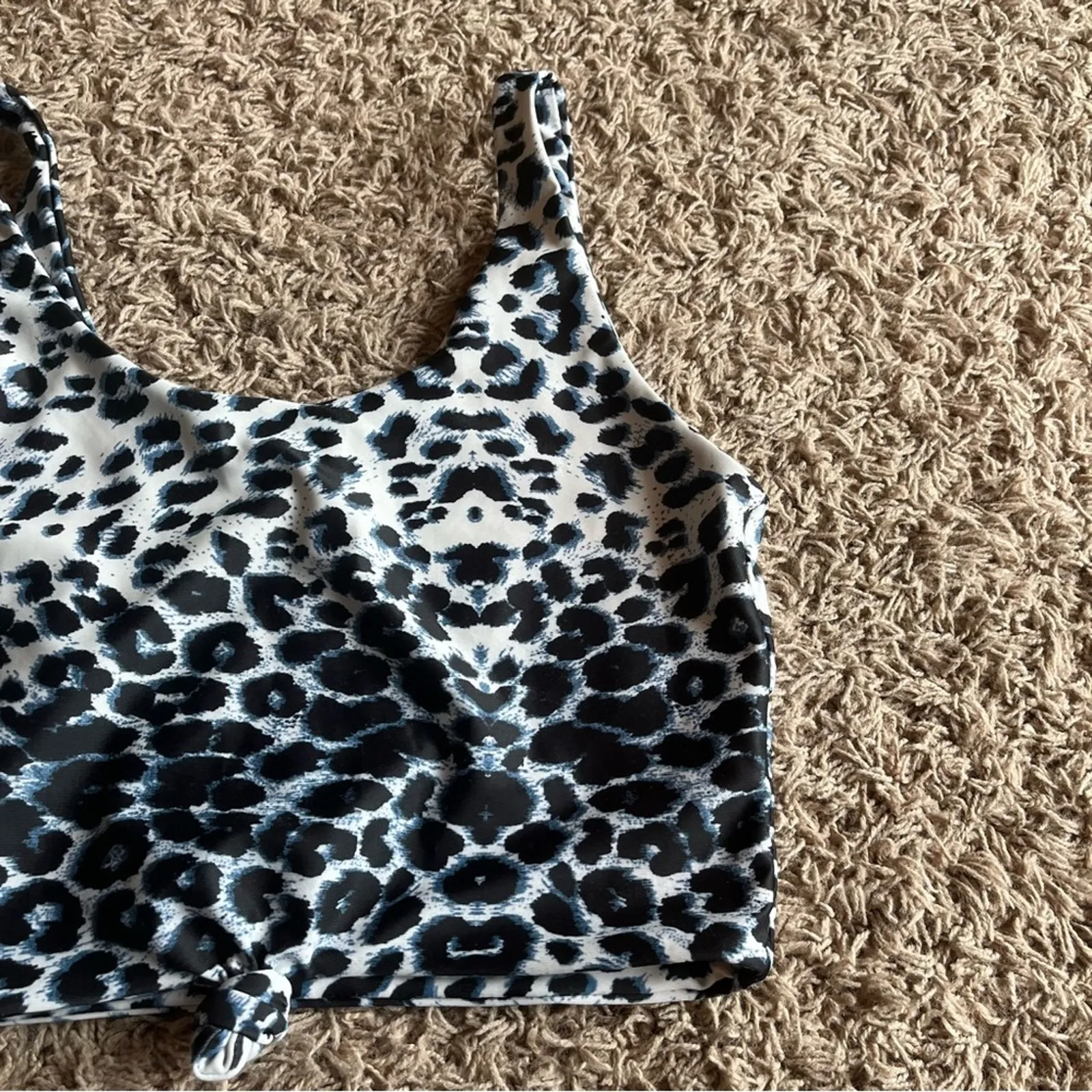 SHEIN Blue / Black / White Patterned Women’s Bikini Top Size Small - Image 8