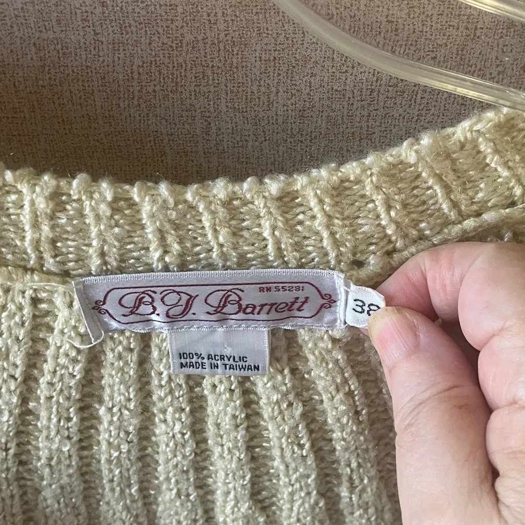 FINAL MARKDOWN Vintage ladies cardigan 38 - Image 3