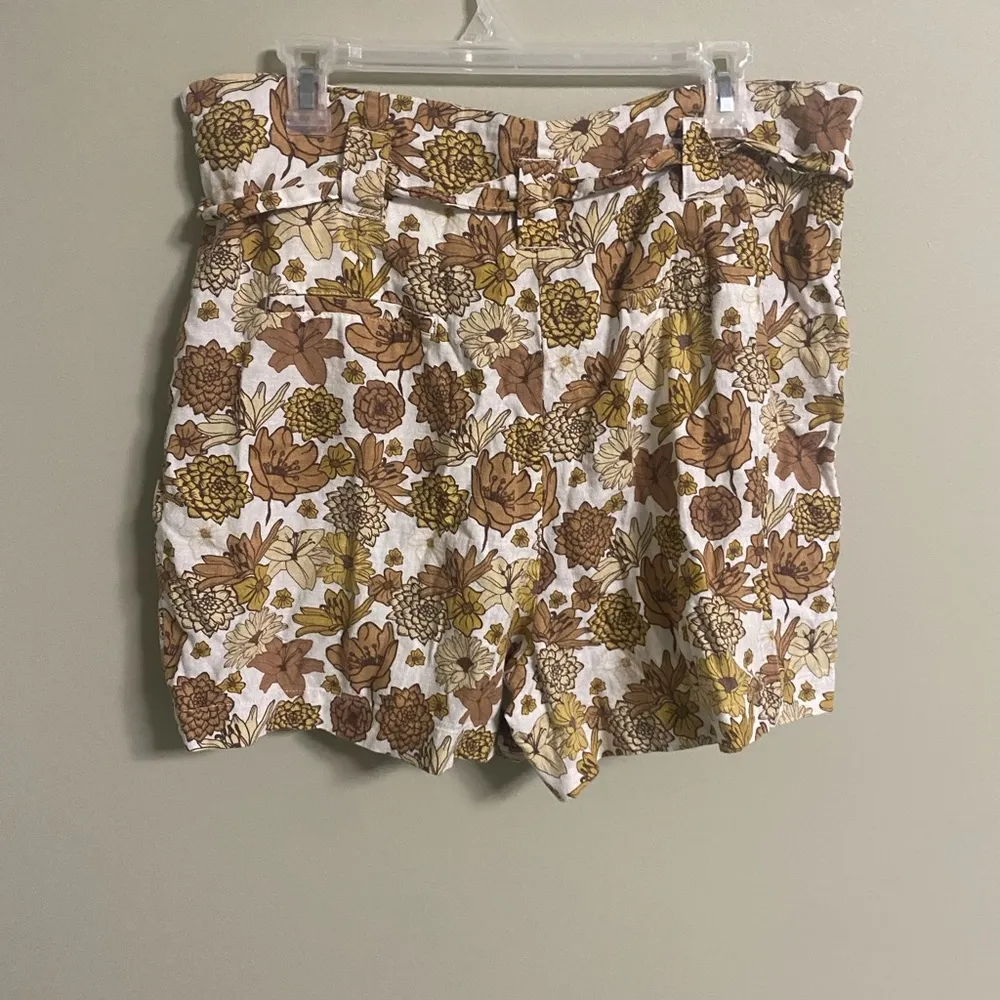 C&C California Shorts Size 12 Floral Linen Blend High Wasit Retro Paperbag Brown - Image 2