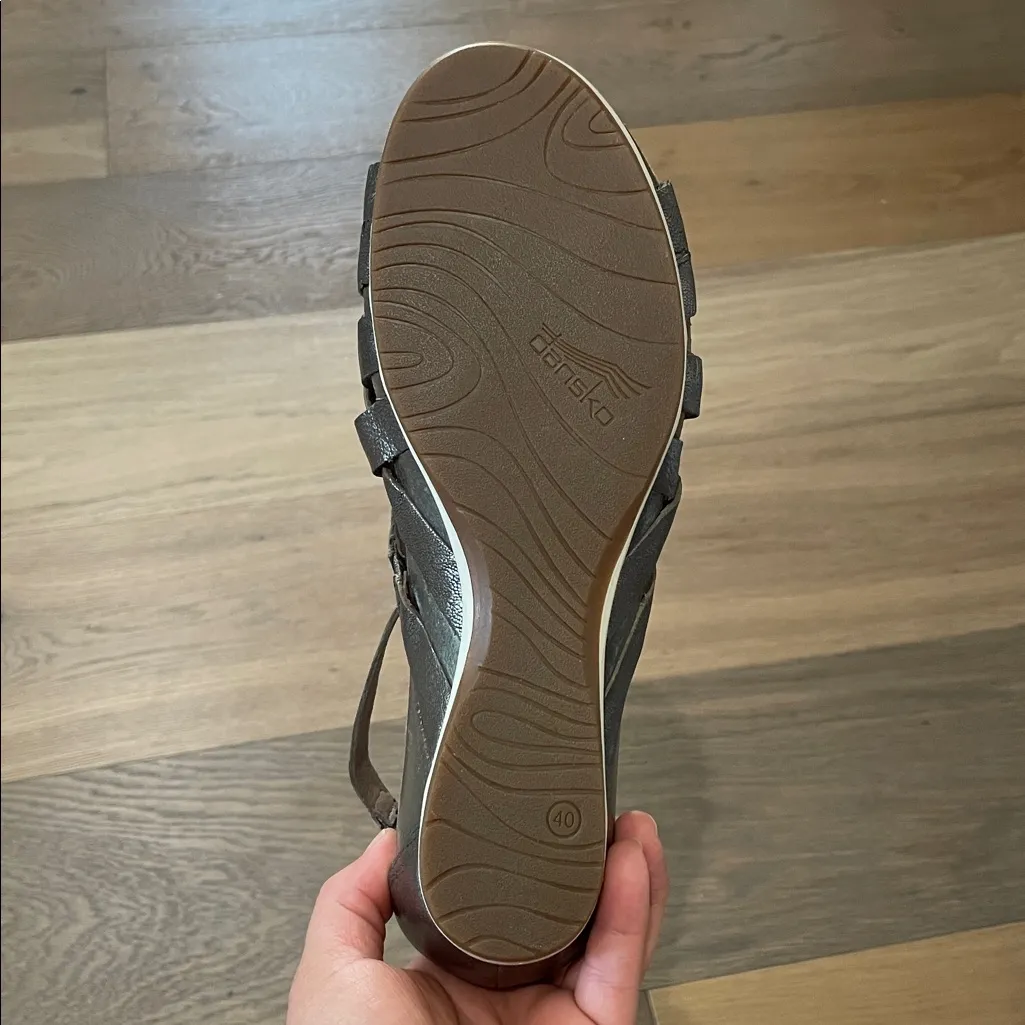 Dansko Vivian Sandals Size 40 US 9.5-10 NWOB - Image 11