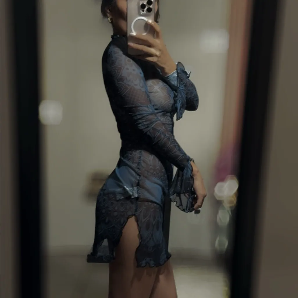 Elegant Blue Patterned Dress Size XS - Image 4