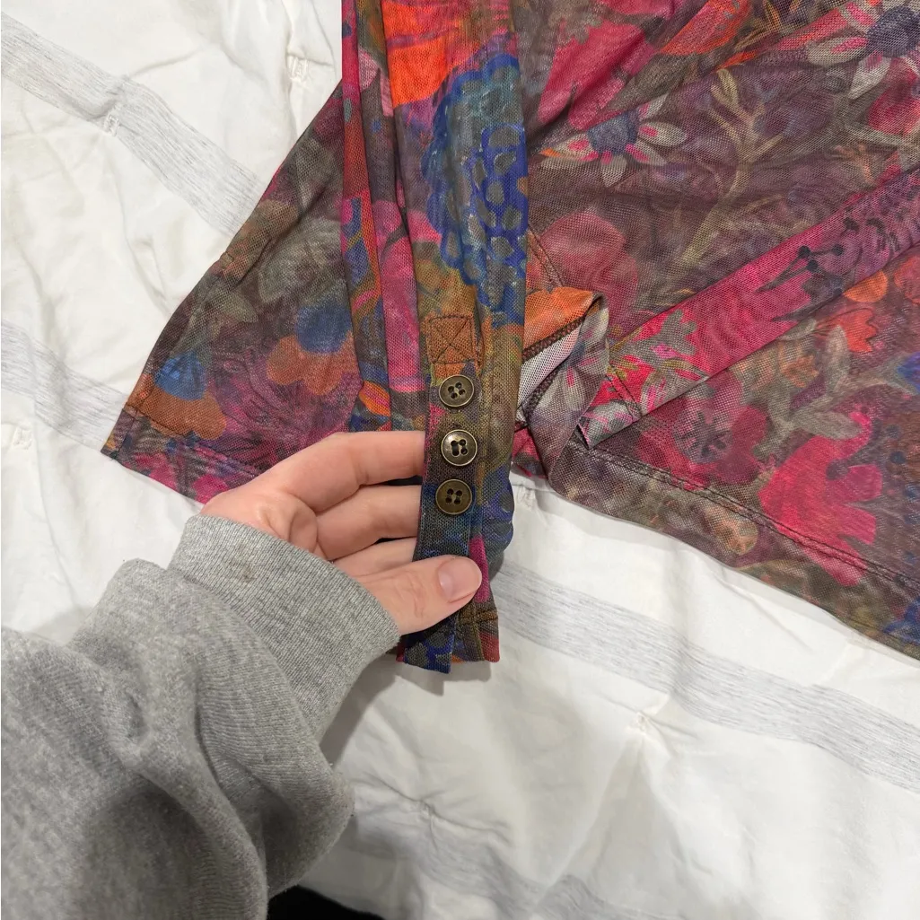 Natural Life  carina mesh top size medium - Image 5