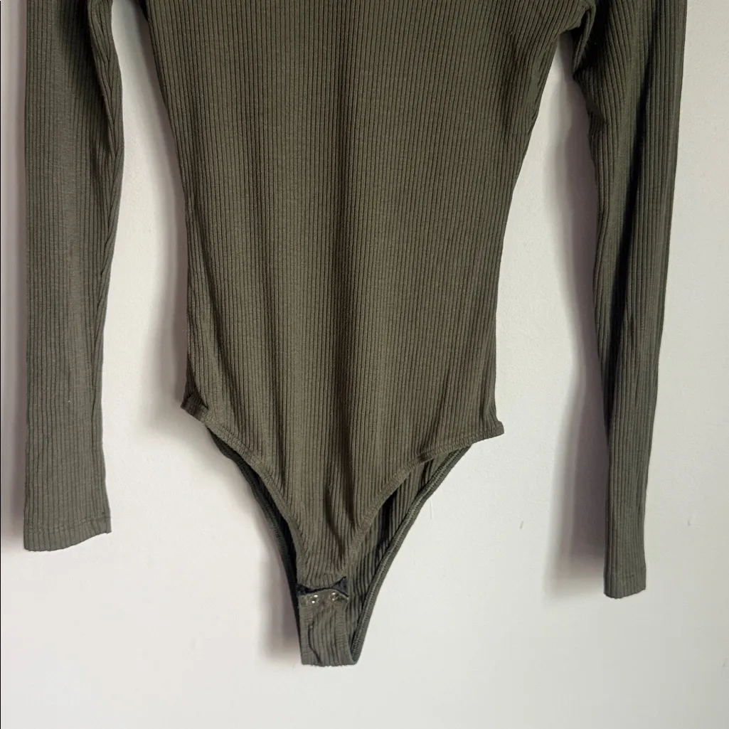 Farm Rio long sleeve ribbed bodysuit Medium - Image 4