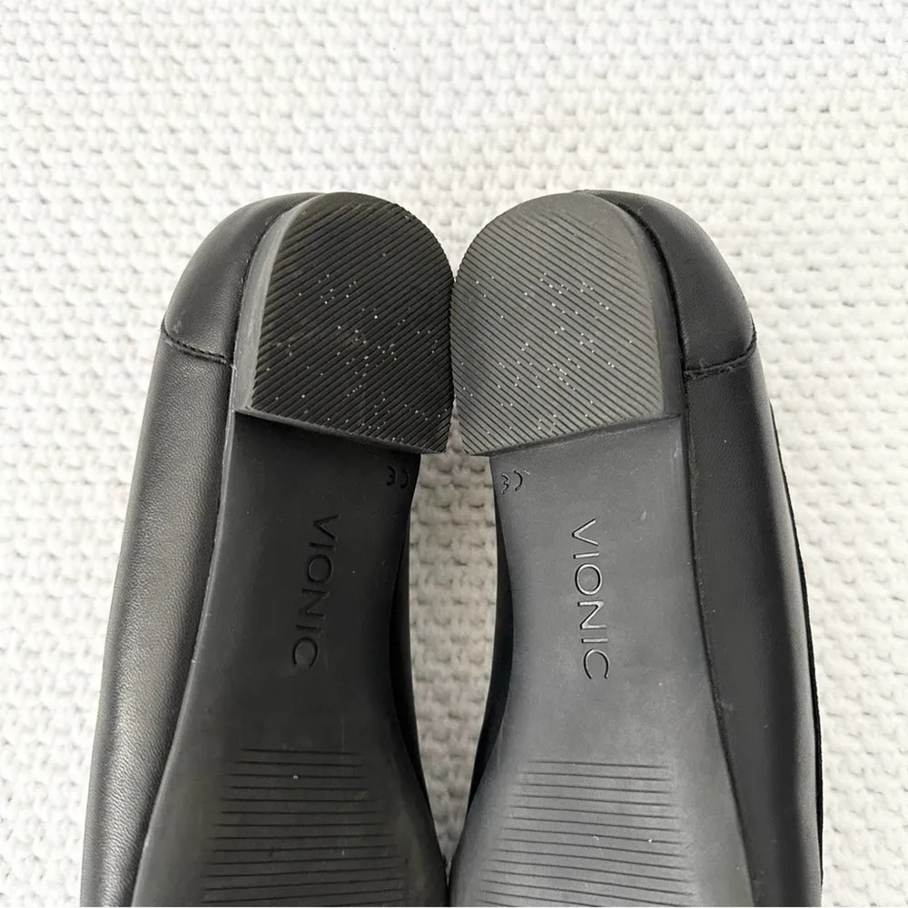 Vionic  Black Snake Savannah Boa Leather Pointed Toe Slip On Loafer 7 Wide Width - Image 11