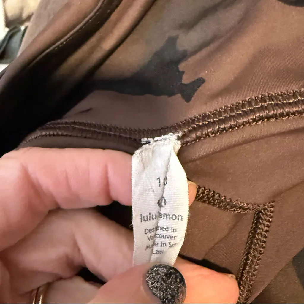 Lululemon Fast and Free Short 10" *Non-Reflective
Heritage 365 Camo Brown Earth - Image 5
