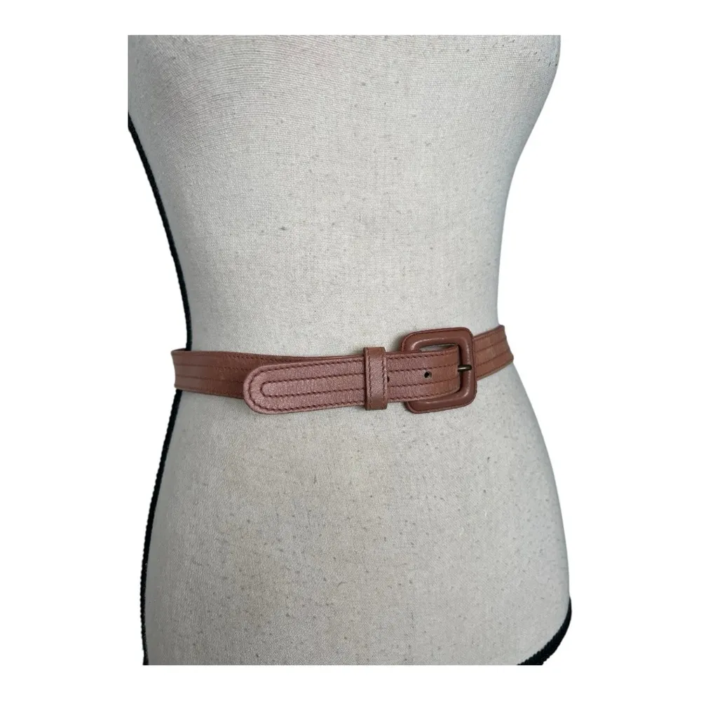 Vintage Brown Leather Belt with Rectangular Buckle and Textured Surface - Image 3