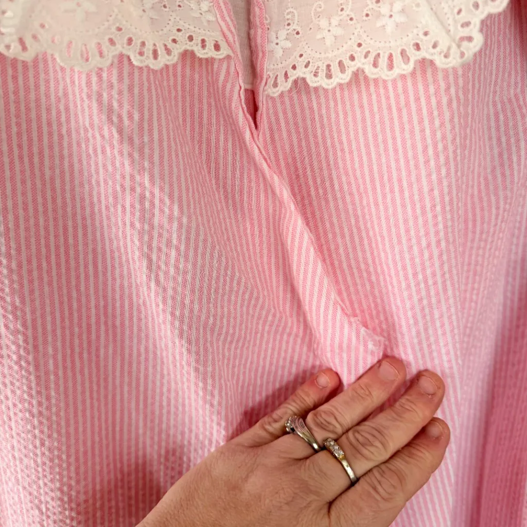 Juli Slumbertogs Vintage Pink Seersucker Nightgown Robe Set Eyelet Lace Cottage - Image 5