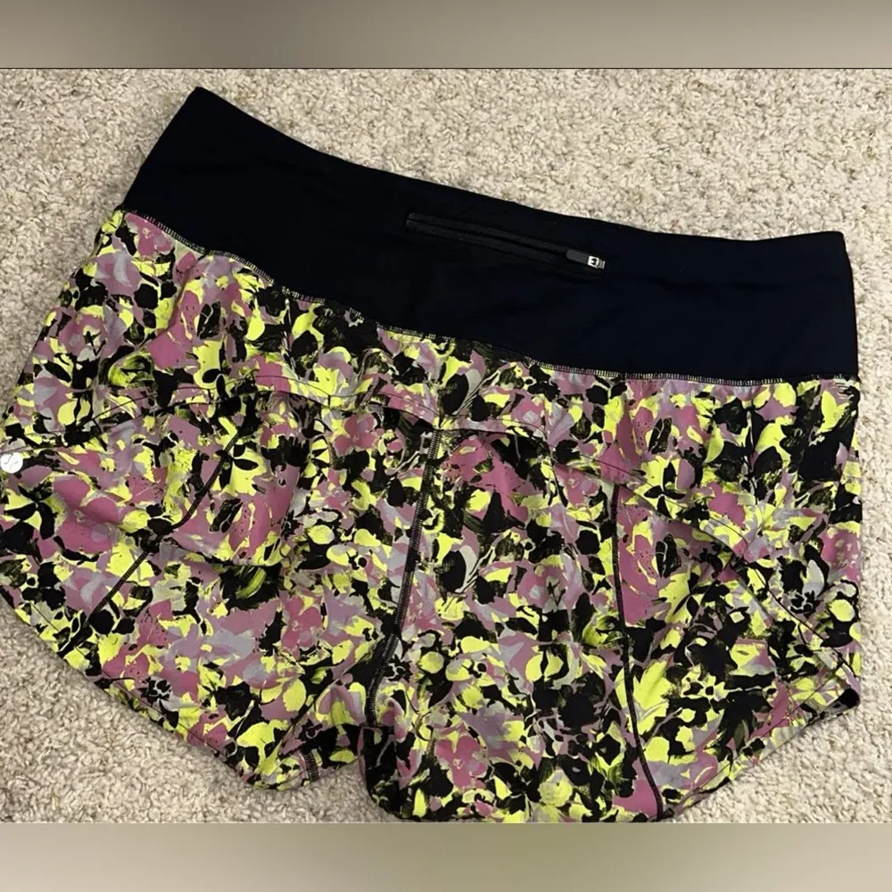 Lululemon Speed Up High-Rise Lined Short 2.5" - Image 2